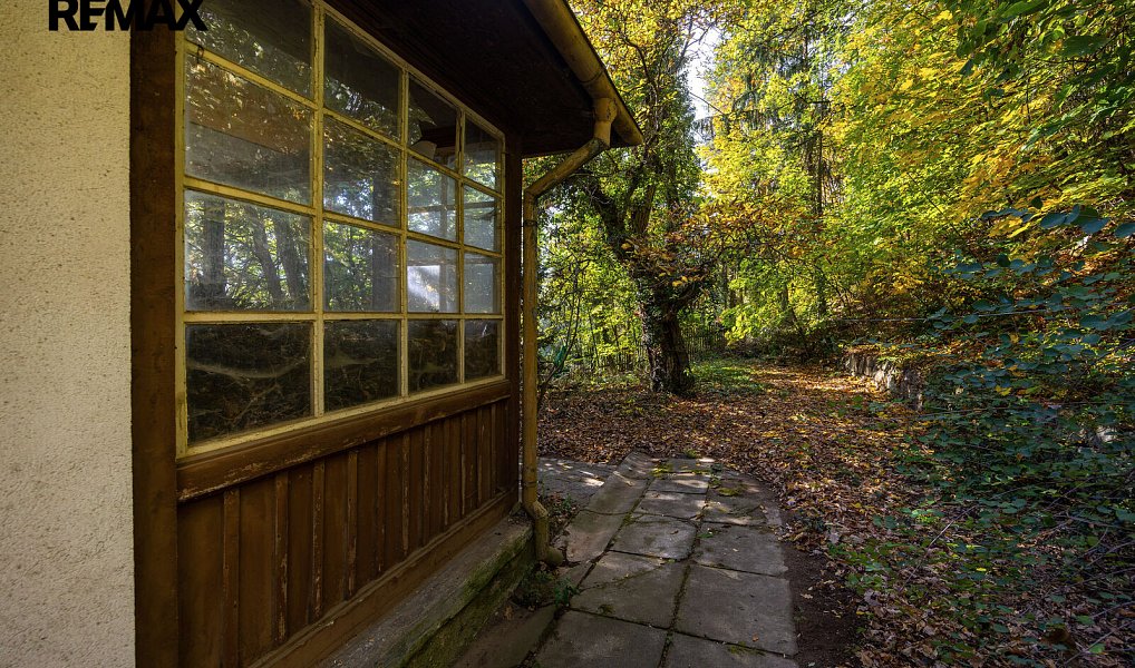Prodej domu 100 m² s pozemkem 1 708 m², Plzeň – náhled fotky 2