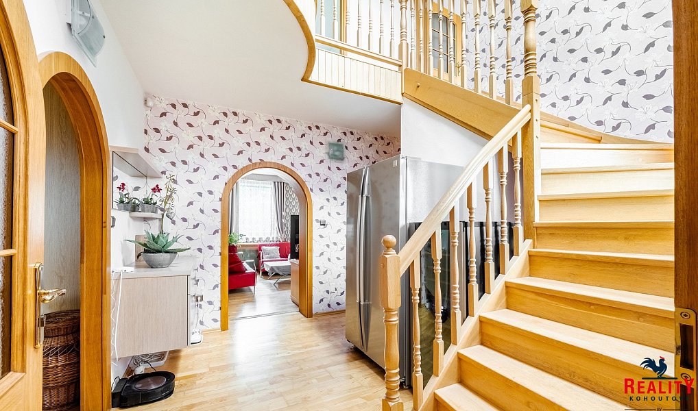 Prodej domu 313 m² s pozemkem 1 106 m², Tábor – náhled fotky 18