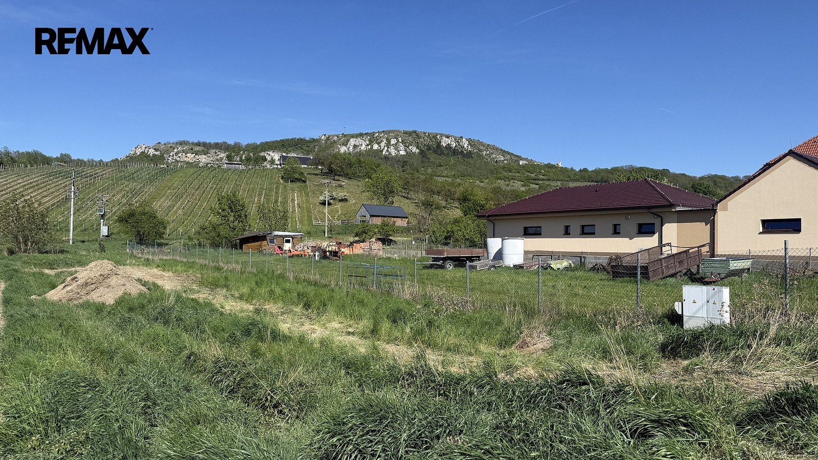 Prodej stavebního pozemku 854 m²