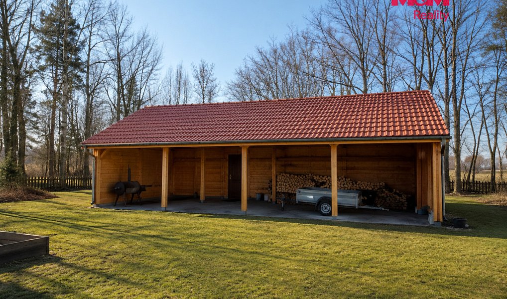 Prodej domu 429 m² s pozemkem 6 550 m², Jílovice – náhled fotky 10