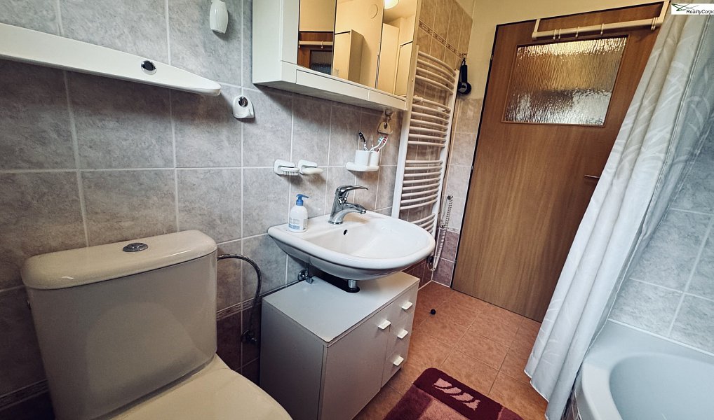 Prodej domu 200 m² s pozemkem 1 312 m², Jablonec nad Nisou – náhled fotky 7