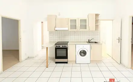 Pronájem bytu 2+1 51 m², Národní obrany, Praha 6 - Bubeneč
