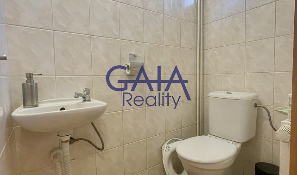 Prodej domu 188 m² s pozemkem 272 m², Kostelec – náhled fotky 12