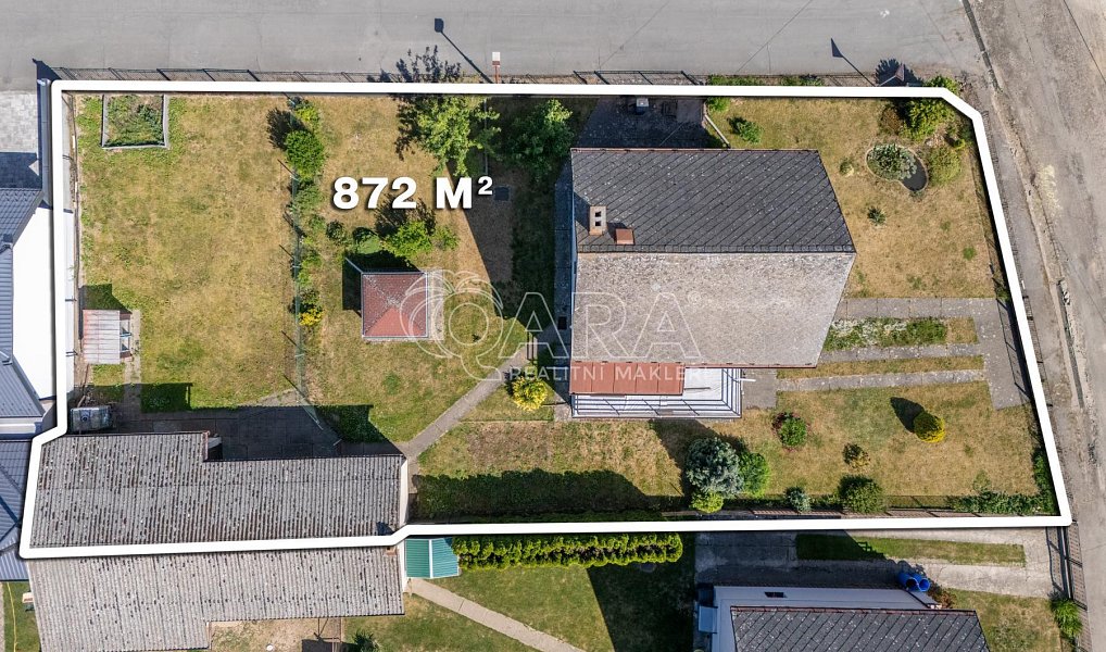 Prodej domu 189 m² s pozemkem 872 m², Chorušice – náhled fotky 3