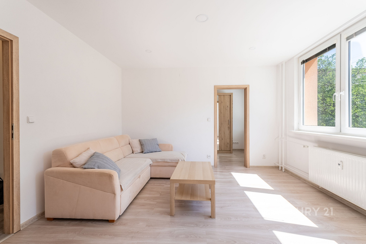Pronájem bytu 2+1 45 m² – fotografie 2