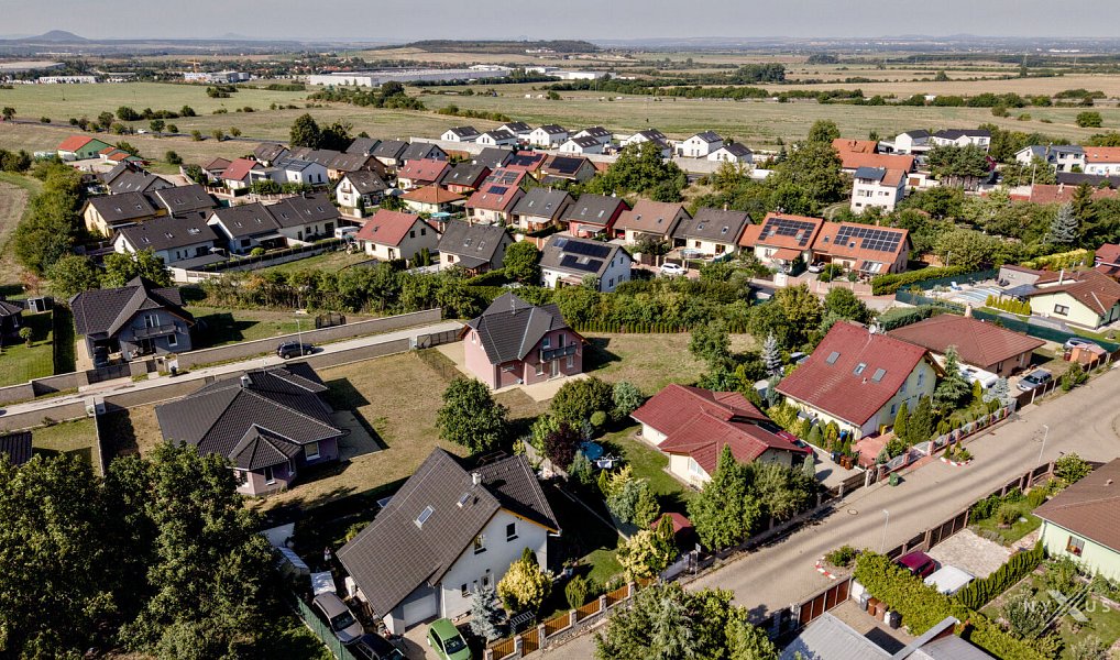 Pronájem domu 138 m² s pozemkem 1 024 m², Postřižín – náhled fotky 4