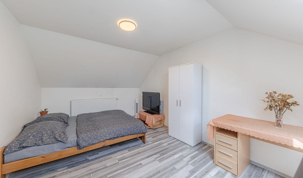 Prodej domu 200 m² s pozemkem 535 m², Tismice – náhled fotky 23