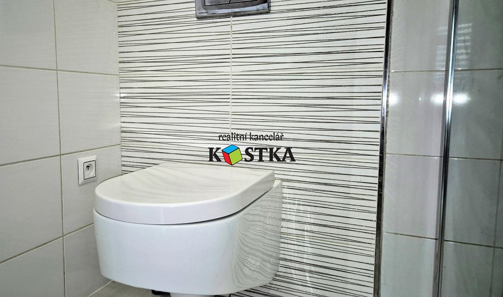 Prodej domu 190 m² s pozemkem 1 457 m², Kopřivnice – náhled fotky 23
