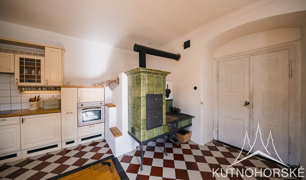 Prodej domu 414 m² s pozemkem 1 000 m², Velenka – náhled fotky 9