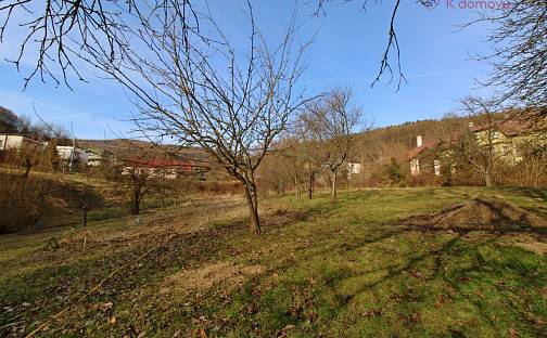 Prodej stavebního pozemku 3 072 m², Horní Lhota, okres Zlín