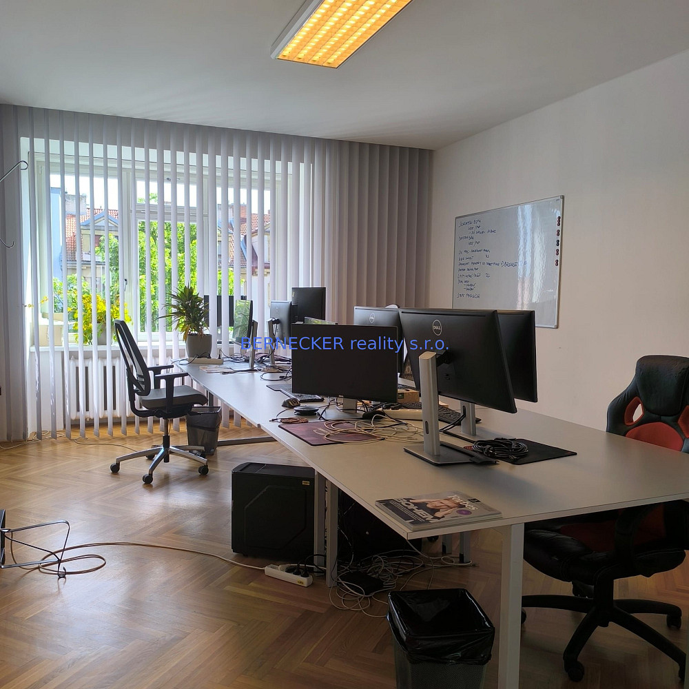 Pronájem kanceláře 105 m² — photo 5