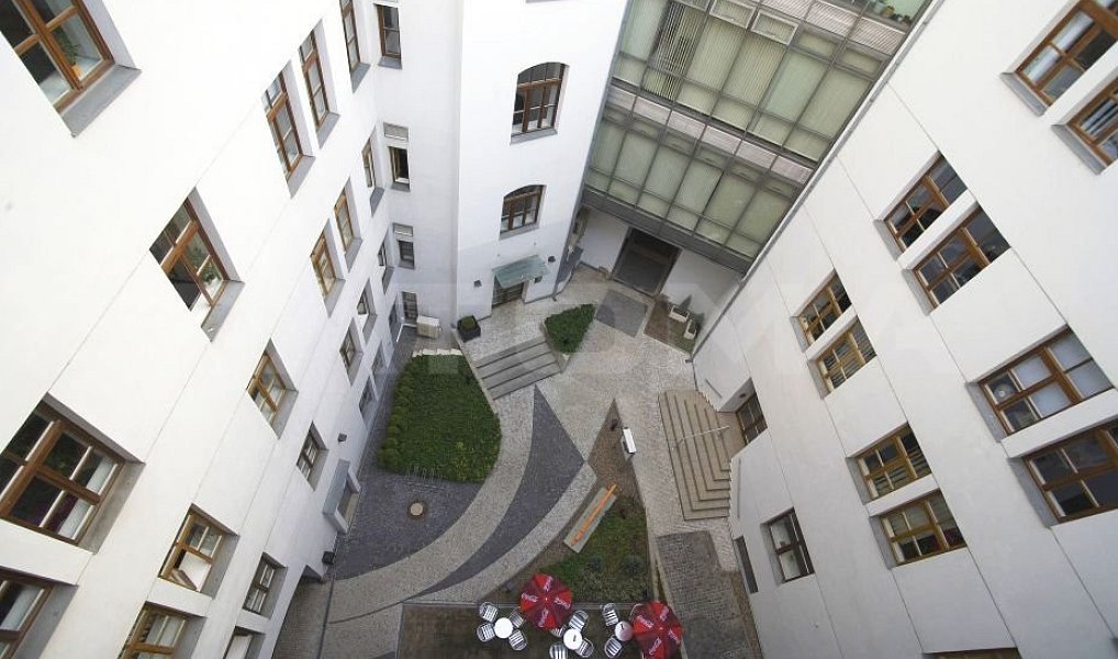 Pronájem kanceláře 233 m², Praha – náhled fotky 11