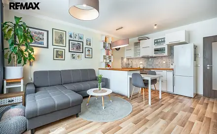 Prodej bytu 2+kk 48 m², Jindřicha Bubeníčka, Praha 10 - Uhříněves