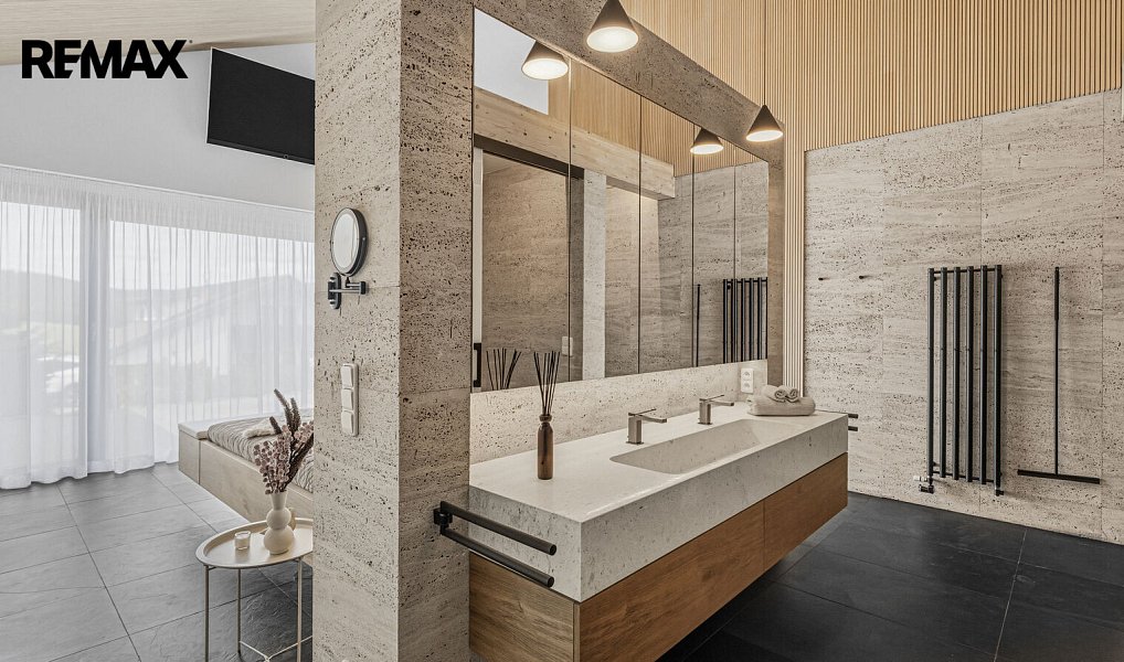 Prodej domu 486 m² s pozemkem 1 876 m², Loučná pod Klínovcem – náhled fotky 10