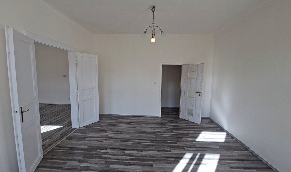 Pronájem bytu 3+1 100 m², Praha – náhled fotky 4
