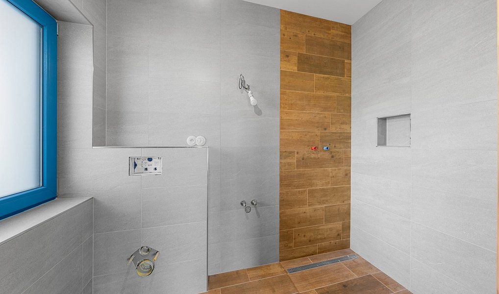 Prodej domu 182 m² s pozemkem 1 107 m², Trnovany – náhled fotky 23
