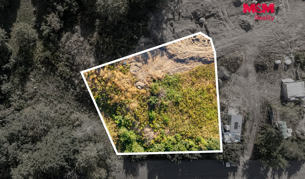 Prodej stavebního pozemku 1 176 m², Krupka – náhled fotky 4
