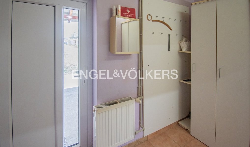 Pronájem výrobních prostor 230 m², Husinec – náhled fotky 20