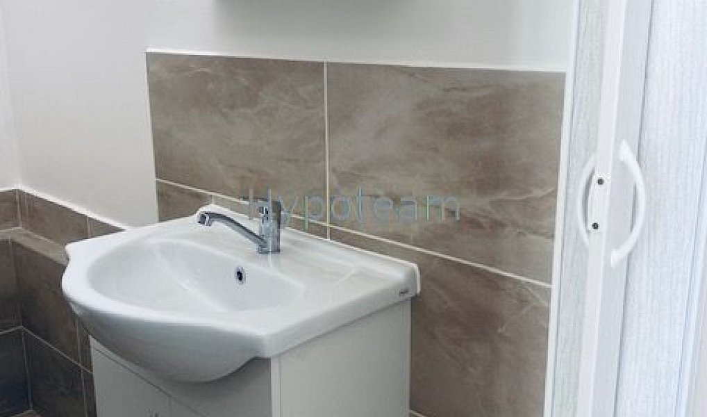 Pronájem bytu 1+kk 20 m², Ústí nad Labem – náhled fotky 11