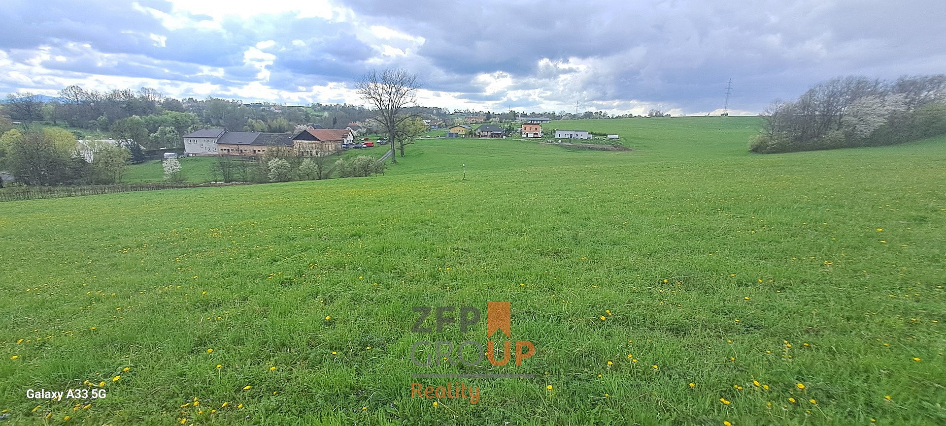 Prodej stavebního pozemku 4 261 m² – fotografie 5