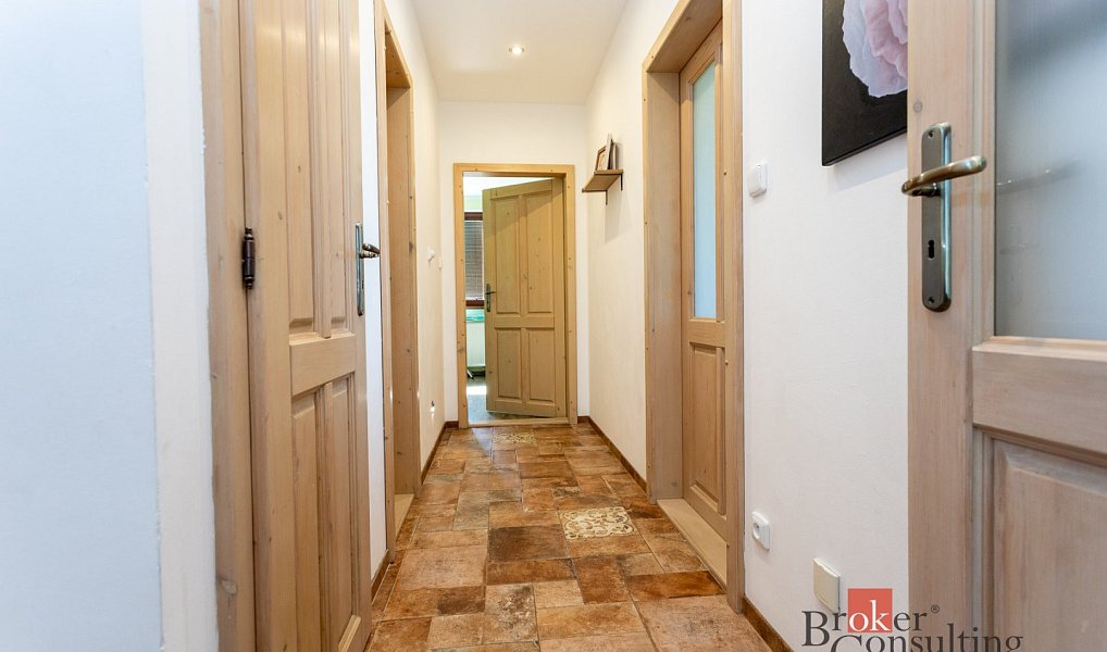 Prodej domu 200 m² s pozemkem 926 m², Nové Město na Moravě – náhled fotky 11