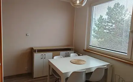 Pronájem bytu 1+1 33 m², Dukelských bojovníků, Znojmo