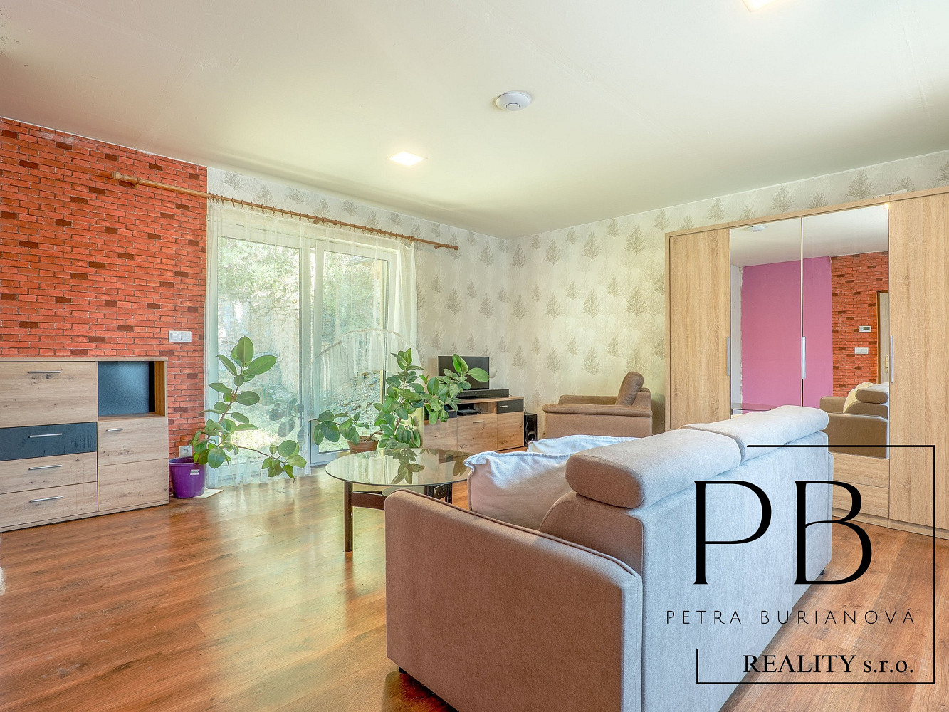 Prodej domu 136 m² s pozemkem 473 m² — photo 2