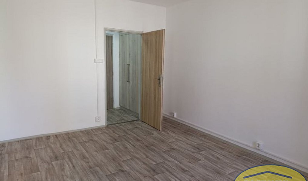 Pronájem bytu 3+1 61 m², Hulín – náhled fotky 4