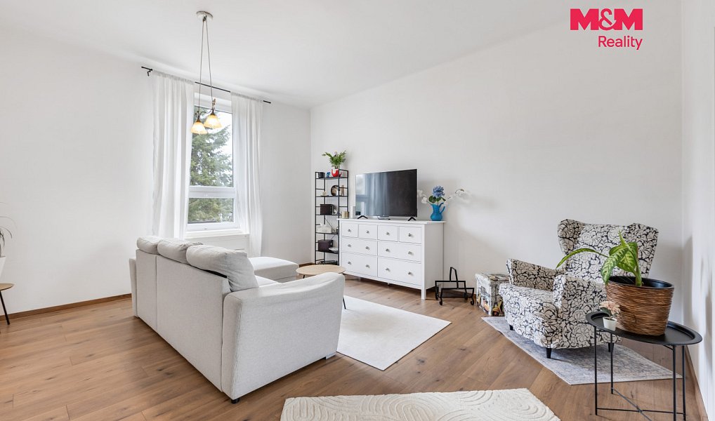 Prodej bytu 2+1 67 m², Králův Dvůr – náhled fotky 11