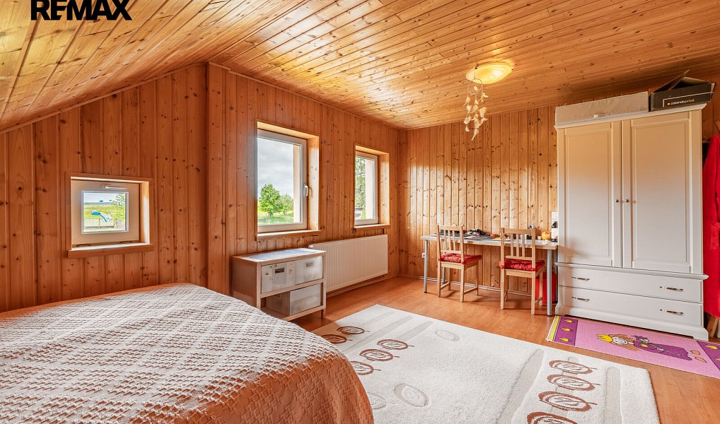 Prodej domu 328 m² s pozemkem 758 m², Vejprty – náhled fotky 52