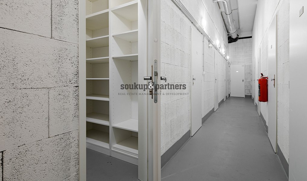 Prodej bytu 1+kk 37 m², Praha – náhled fotky 11