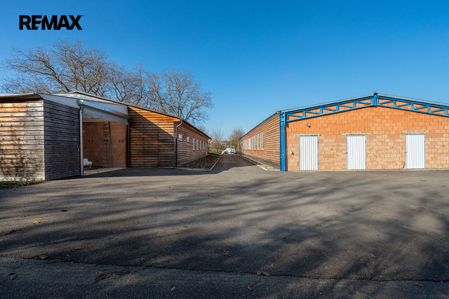 Pronájem výrobních prostor 242 m² – fotografie 3