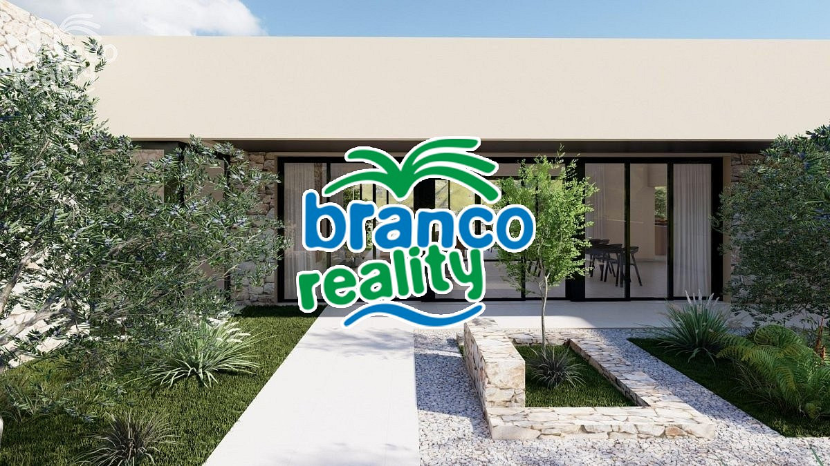 Prodej domu 294 m² s pozemkem 20 000 m²