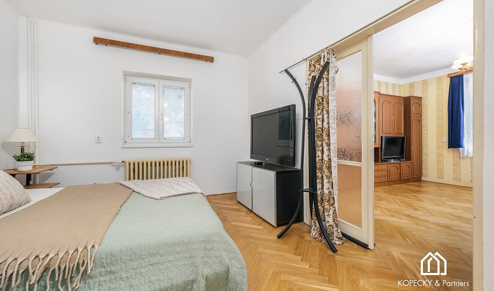 Prodej domu 196 m² s pozemkem 1 164 m², Praha – náhled fotky 10