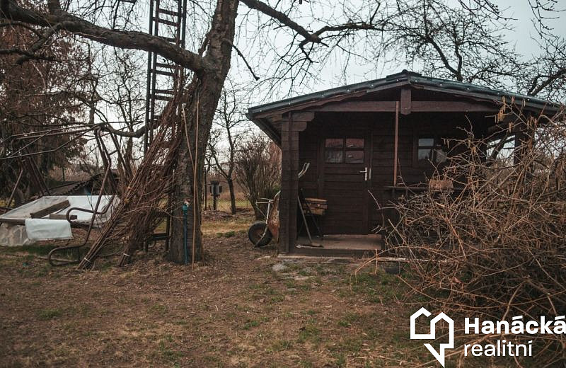 Pronájem zahrady 809 m² – fotografie 2