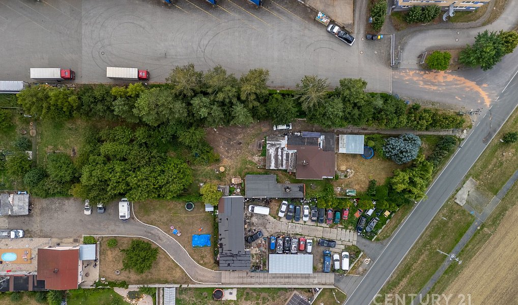 Prodej domu 145 m² s pozemkem 2 417 m², Radonice – náhled fotky 22