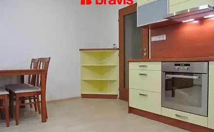 Pronájem bytu 1+kk 30 m²