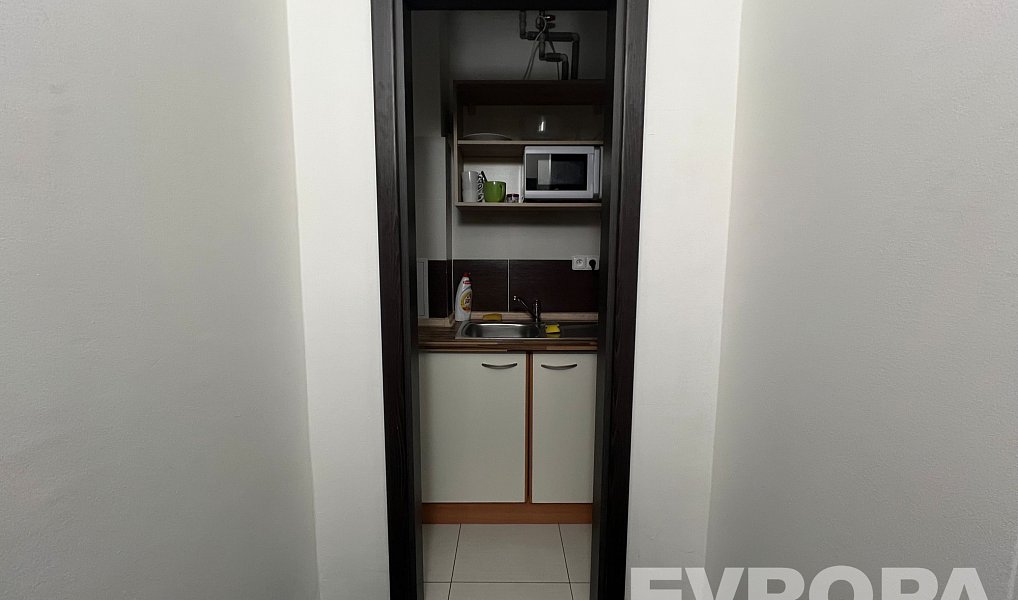 Pronájem kanceláře 18 m², Praha – náhled fotky 5