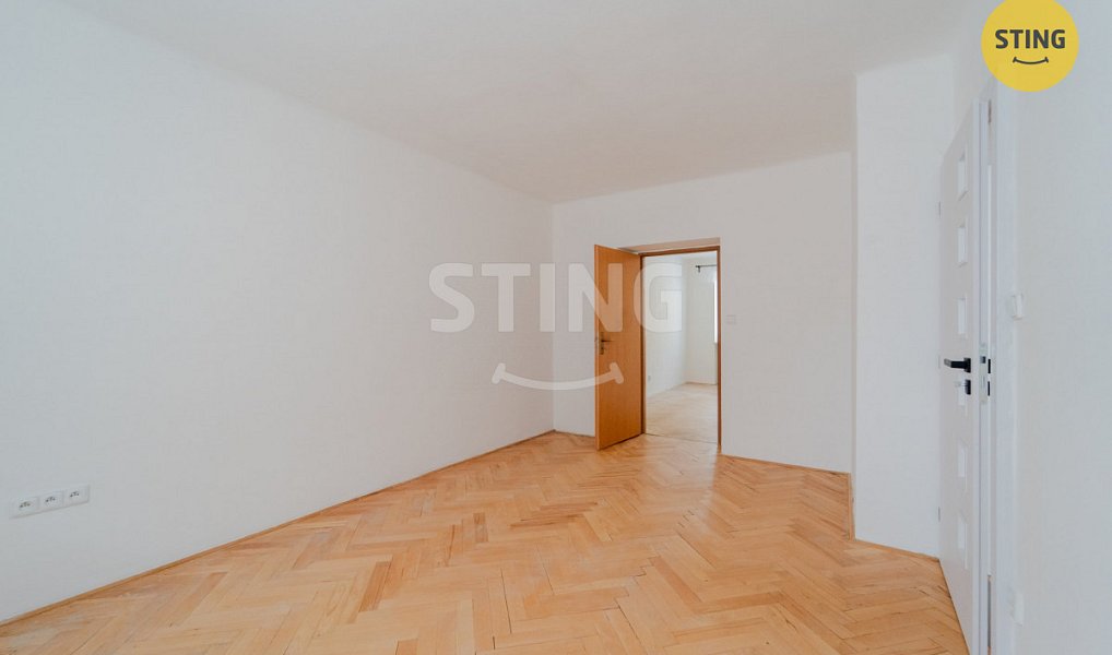 Prodej bytu 3+1 82 m², Bruntál – náhled fotky 16