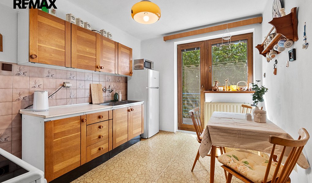 Prodej domu 173 m² s pozemkem 1 876 m², Mladý Smolivec – náhled fotky 9