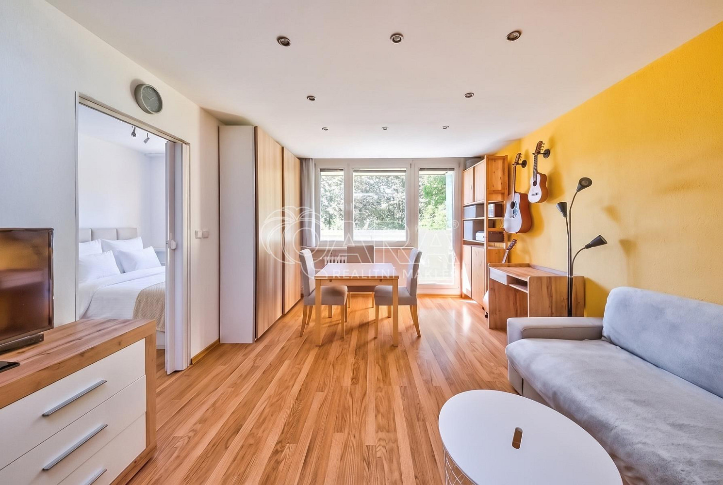 Prodej bytu 2+1 39 m² – fotografie 2