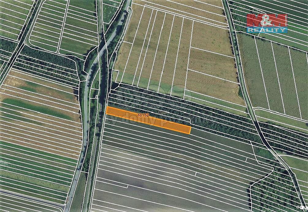 Prodej pole 1 126 m²