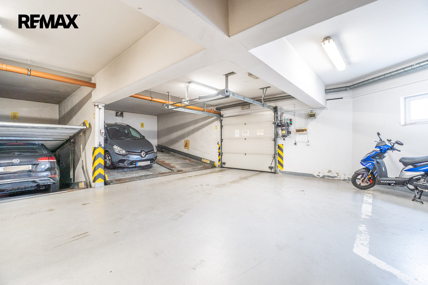 Prodej garážového stání 12 m2, praha 8 - libeň — photo 2