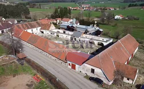 Prodej domu 2 600 m² s pozemkem 9 526 m², Křemže - Chlumeček, okres Český Krumlov