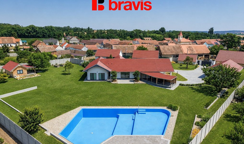 Prodej domu 342 m² s pozemkem 2 869 m², Vítonice – náhled fotky 3
