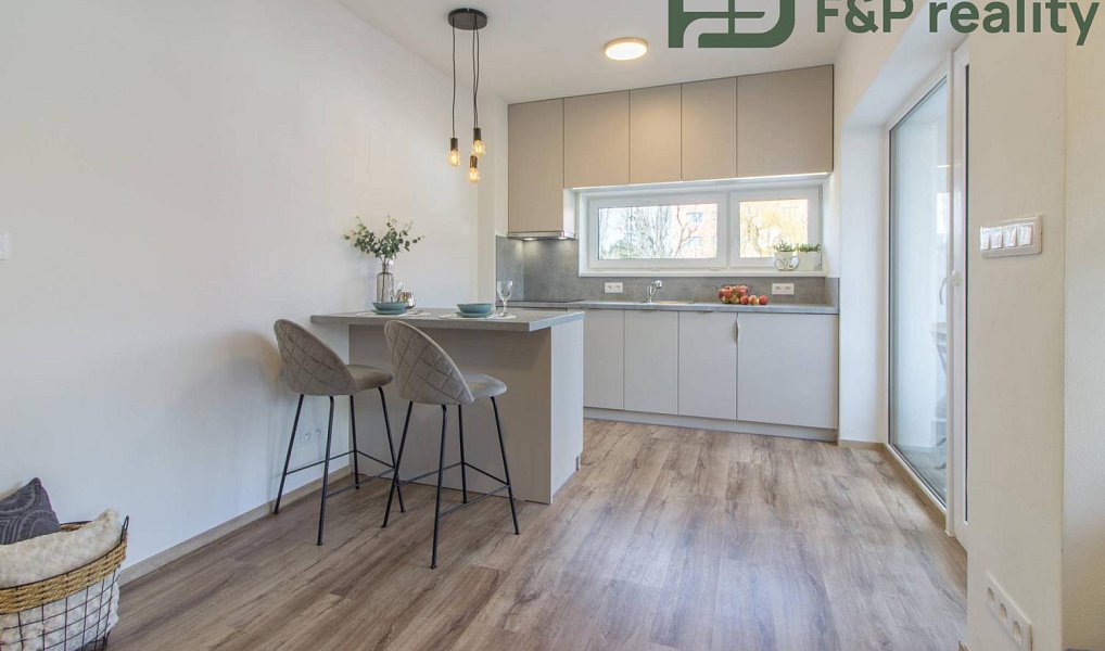 Pronájem bytu 1+kk 33 m², Říčany – náhled fotky 4