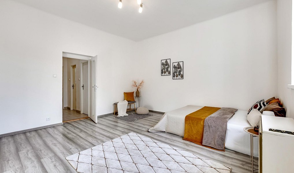 Prodej bytu 1+1 44 m², Praha – náhled fotky 3