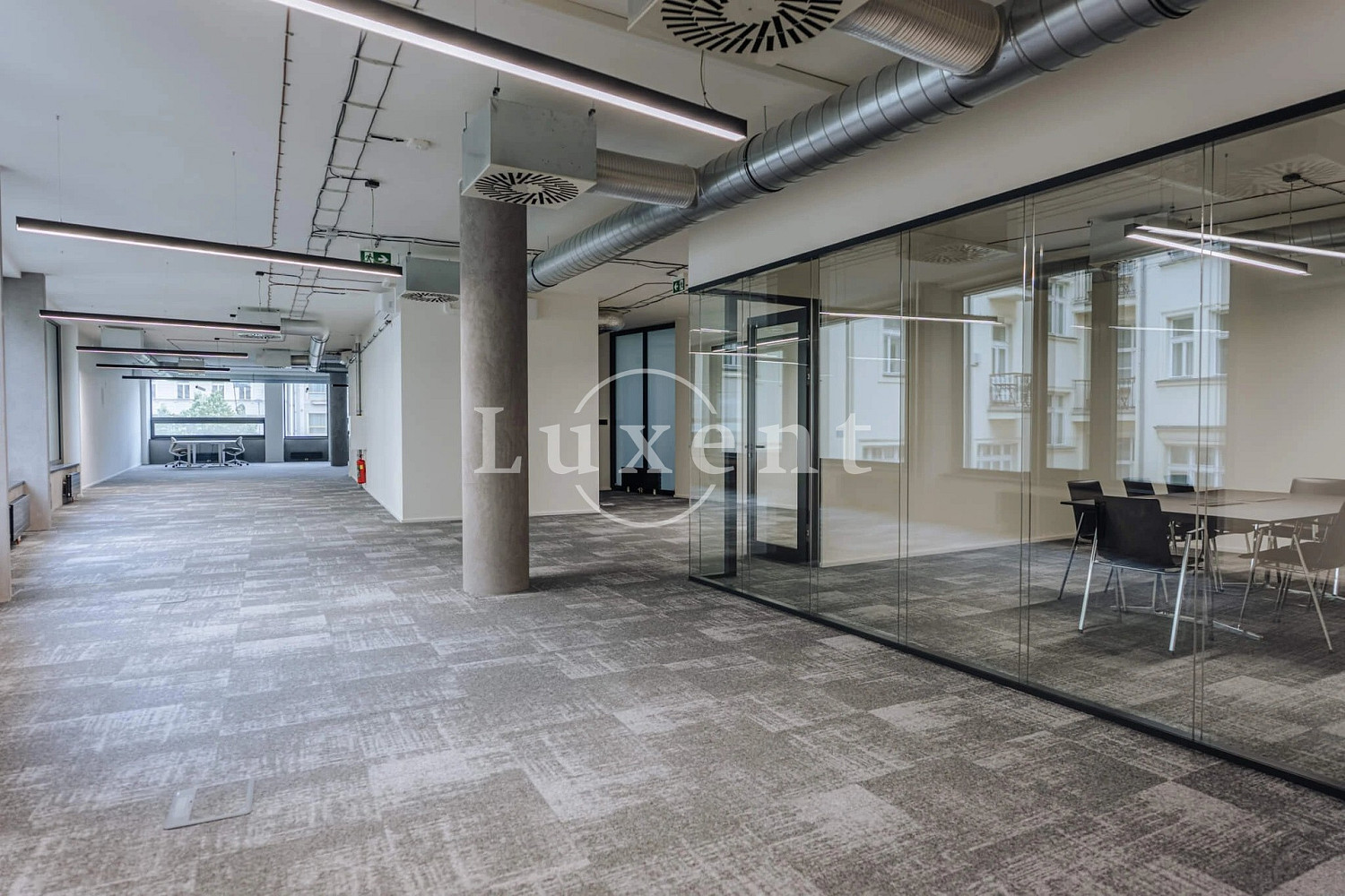 Pronájem kanceláře 287 m²