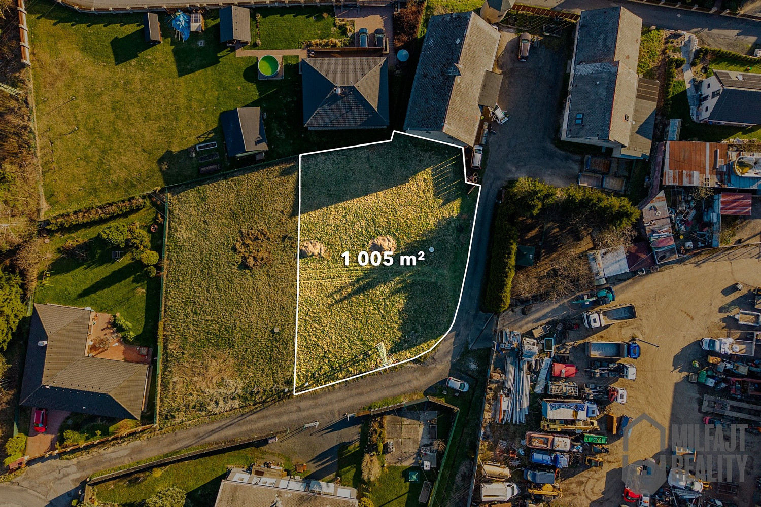Prodej stavebního pozemku 1 005 m²