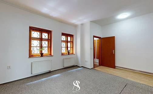 Pronájem bytu 1+1 32 m², Školní, Olomouc